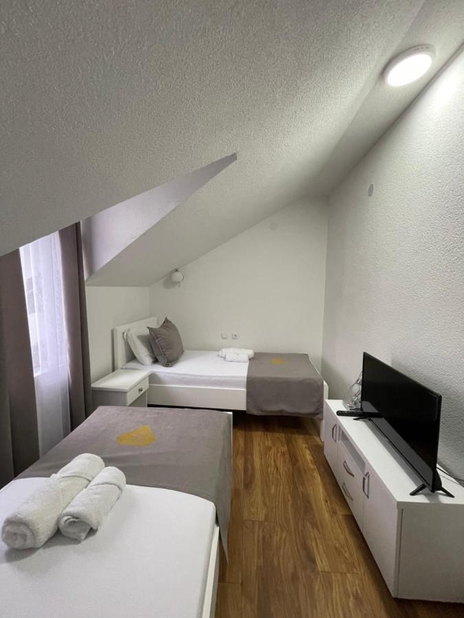 Hotel5E Plav Exterior photo